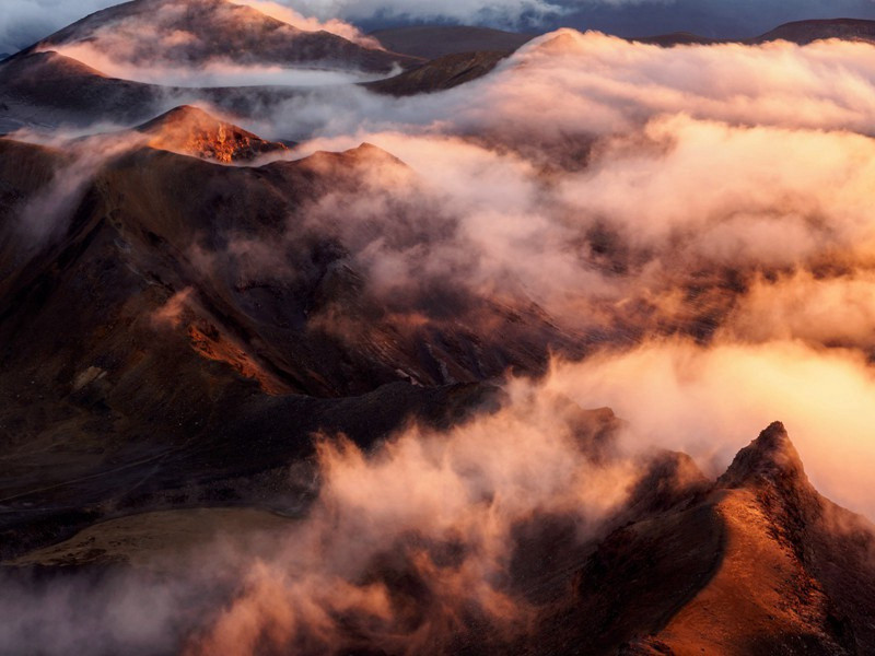 自咸平至太康鞍马间得十小诗寄怀晏叔原并问王稚川行李鹅儿黄似酒对酒爱新鹅此他日醉时与叔原所咏因以为韵·其五原文注释译文赏析-黄庭坚诗词-宋诗全集
