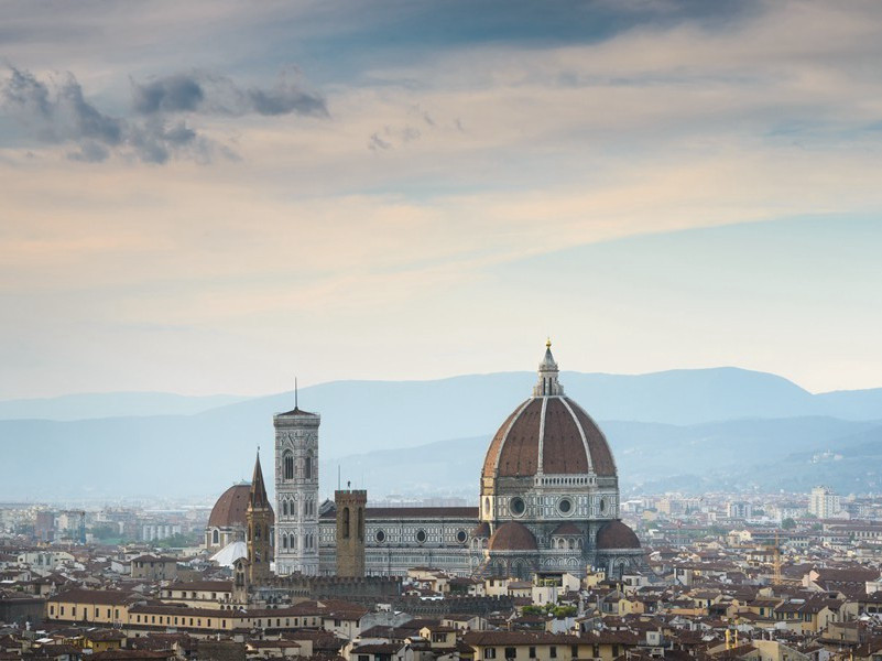 青城山会庆建福宫宫旧名丈人观，予为请於朝，赐今名。入山前数日，敕书至自行在，予就设醮以祝圣人寿云原文注释译文赏析-范成大诗词-宋诗全集