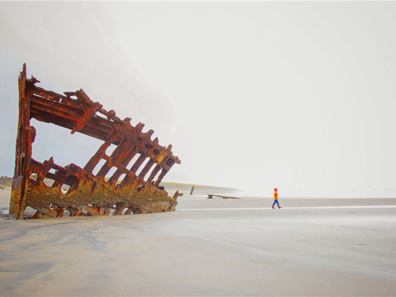 初冬快晴陪宣卿叔夏游石头庵过三生藏穷深极峻遂登上封却下福严最爱廓然亭静憩久之乘兴入后洞置酒云庄榭徘徊方广阁山行崎岖不可以马虽笋舆傲兀小劳尚胜骑从之烦也既归山前之翌日复会於坚伯兄小阁同安赵涧看北山余雪披原文注释译文赏析-胡寅诗词-宋诗全集