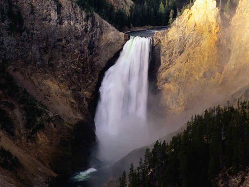 尚忆先朝多乐事,孝皇曾为两宫开出处翻译赏析