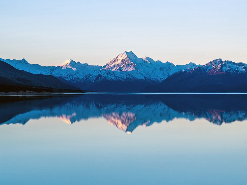 檐流未滴梅花冻,一种清孤不等闲出处翻译赏析