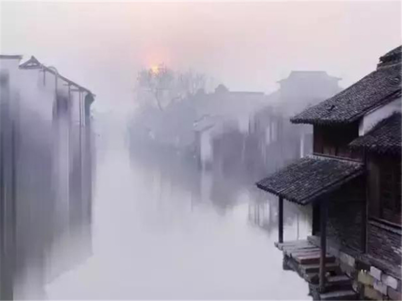 故人西辞黄鹤楼,,烟花三月下扬州出处意思赏析