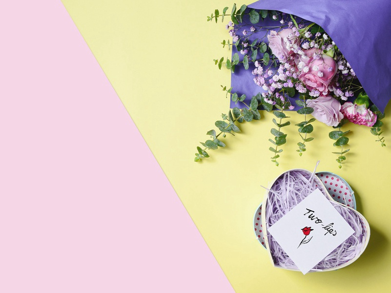 却是池荷跳雨,散了真珠还聚出处意思赏析