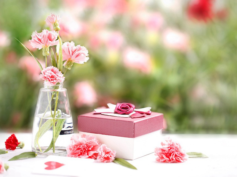 石头巉岩如虎踞,凌波欲过沧江去出处意思赏析