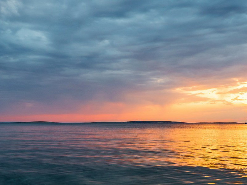 咸言上国繁华,岂谓帝城羁旅出处意思赏析