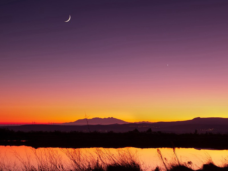 《六么令·次韵和贺方回金陵怀古鄱阳席上作》原文,宋)李纲古诗