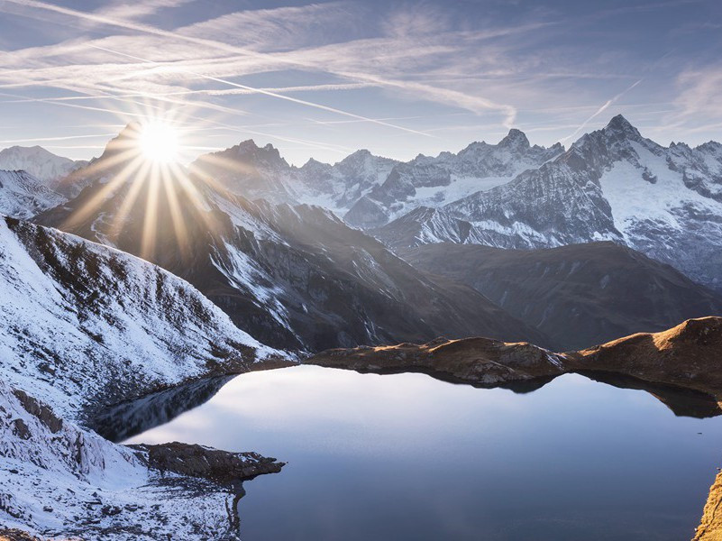 汉家君臣欢宴终,高议云台论战功出处意思赏析