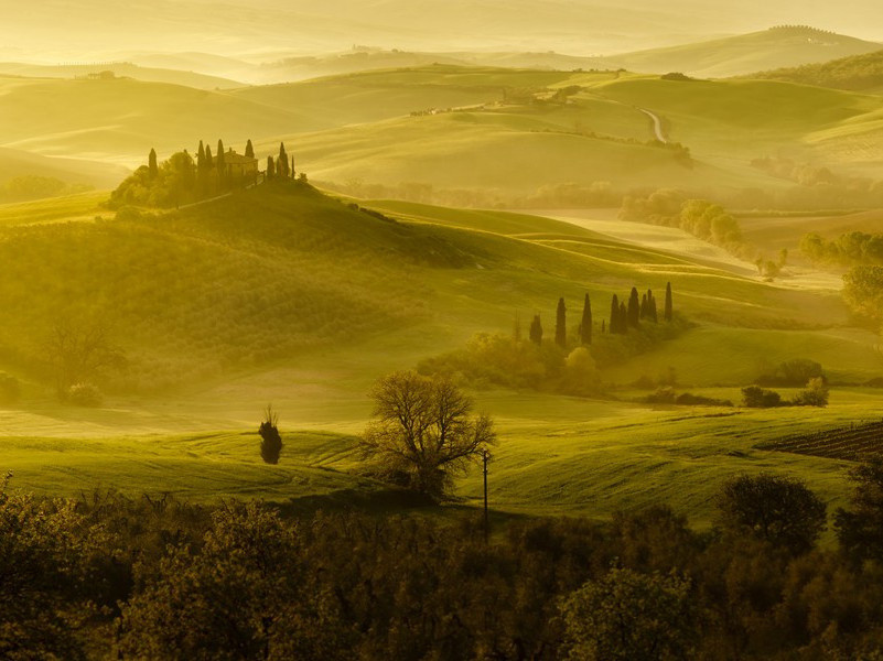 试问夜如何?夜已三更,金波淡,玉绳低转的意思出处赏析