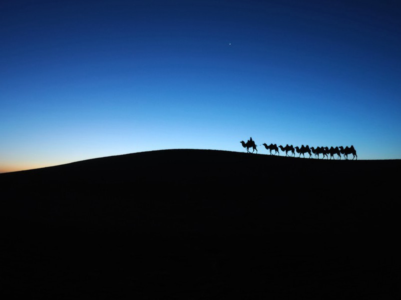 大弦嘈嘈如急雨,小弦切切如私语的出处意思赏析