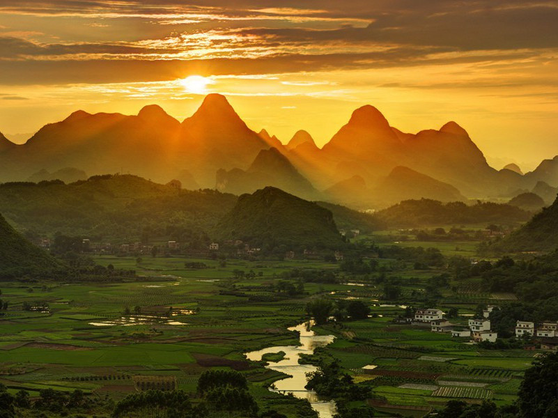 《小重山·柳暗花明春事深》原文,宋)章良能古诗