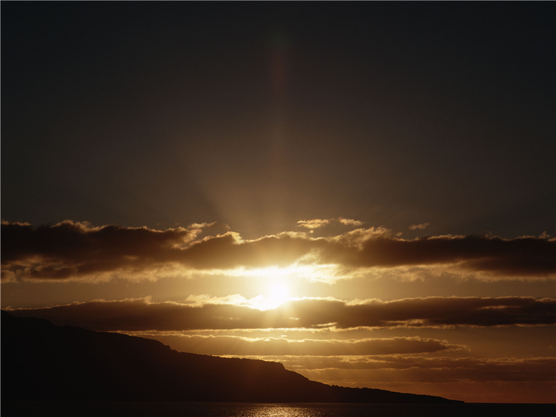可怜荒垄穷泉骨,曾有惊天动地文出处意思赏析
