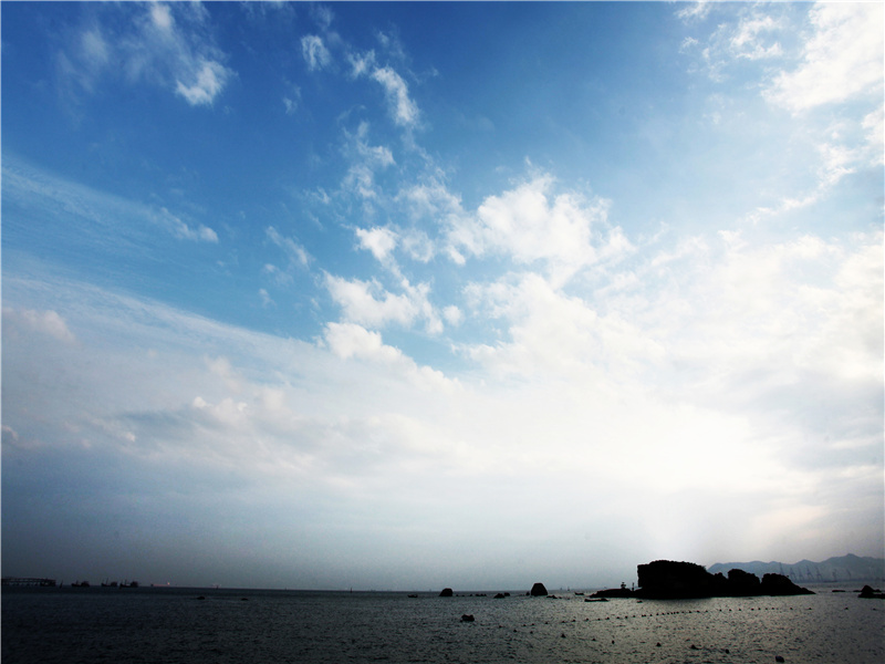 驰情整巾带,沉吟聊踯躅出处意思赏析