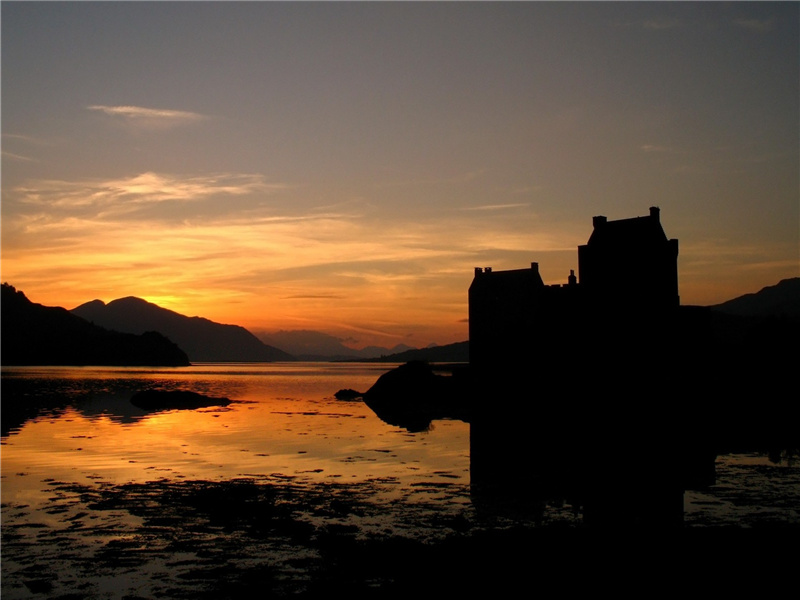 雁过斜阳,草迷烟渚出处意思赏析