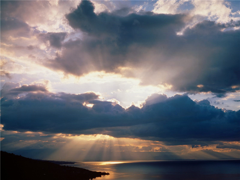 往事思量一晌空,飞絮无情,依旧烟笼出处意思赏析