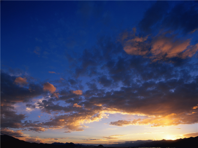 况闻内金盘,尽在卫霍室的意思出处赏析