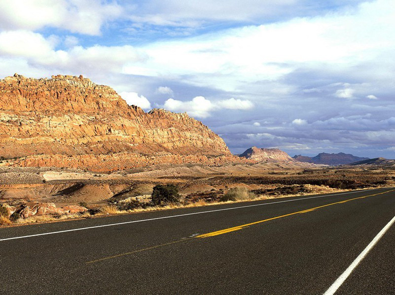 七夕今宵看碧霄,牵牛织女渡河桥出处意思赏析